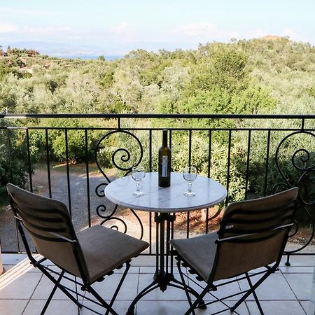 Villa Sunrise Apartment Гоувия Экстерьер фото